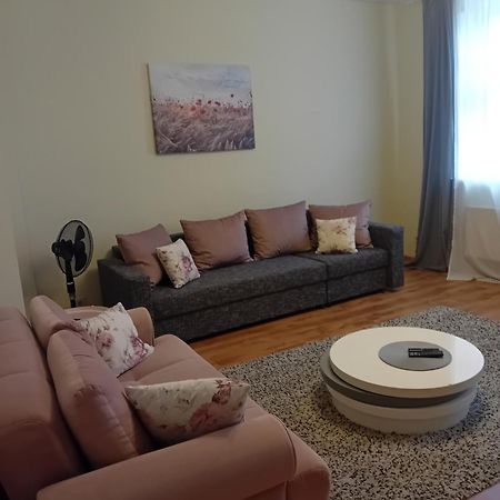 River Apartment รีกา ภายนอก รูปภาพ